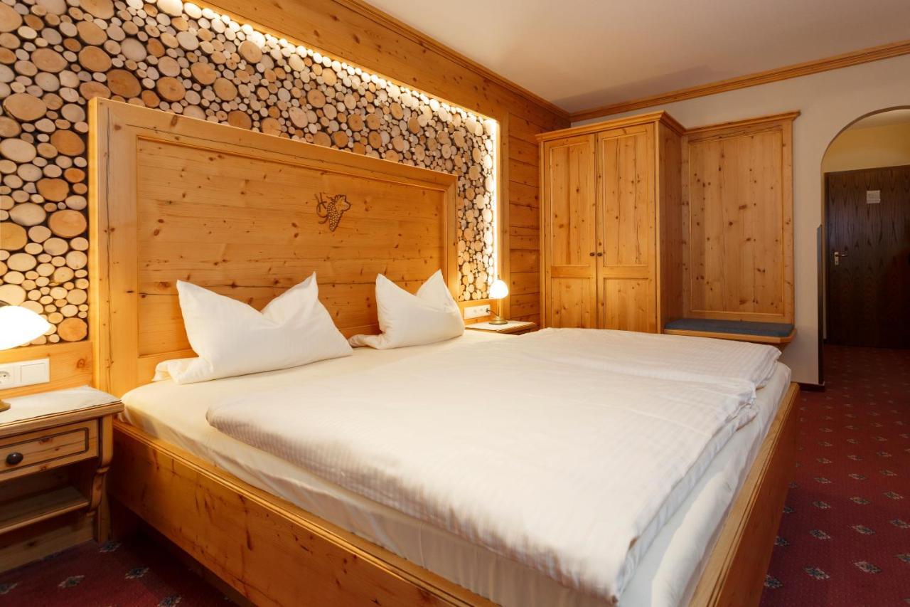 Hotel Gondel Altenkunstadt Eksteriør billede